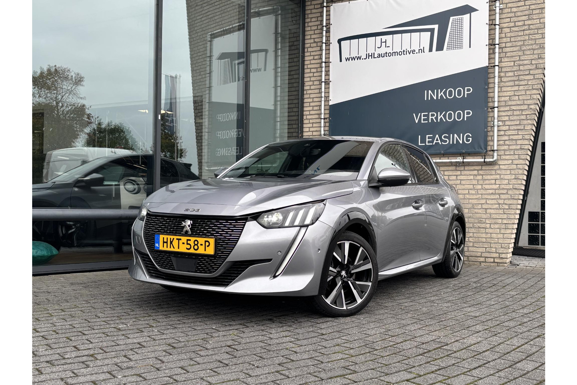 Peugeot 208 *GT-Line*131PK*VIRTUAL*KEYLESS*CAMERA*AUT*CARPLAY*